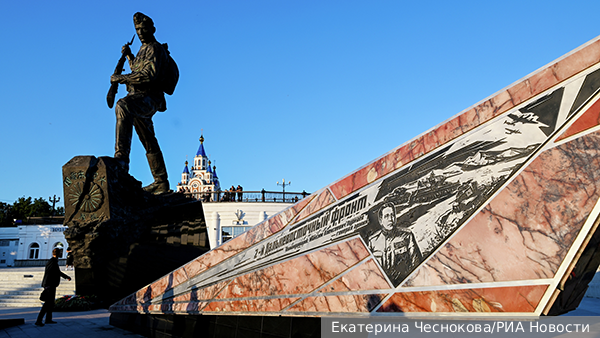 Китай призвал Японию «извлечь уроки истории» с памятником в Хабаровске