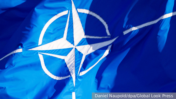 Военным Армении приказали отдавать честь по стандартам НАТО