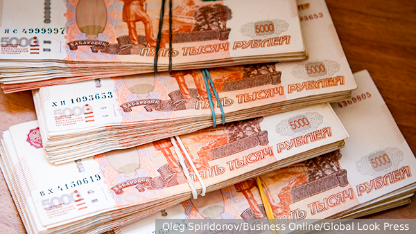 Путин заявил о росте реальных зарплат россиян на 6,5%