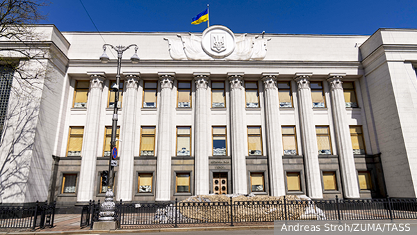 На Украине предложили убрать слова о смерти из гимна