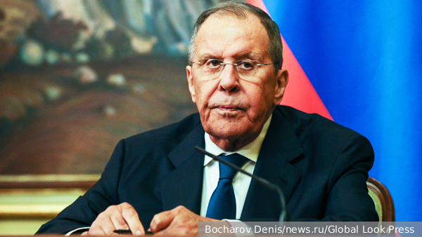 Лавров, Собянин и Поддубный отказались от депутатских мандатов