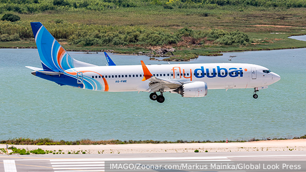 Пассажиры самолета FlyDubai обезвредили вооруженного ножом пилота
