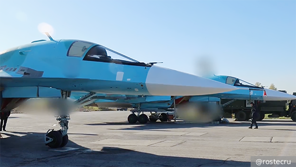 ВКС получили партию истребителей-бомбардировщиков Су-34