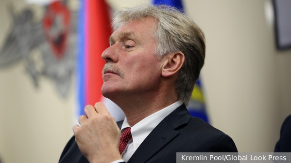 Песков объяснил отказ Зеленского от мирных переговоров истерикой