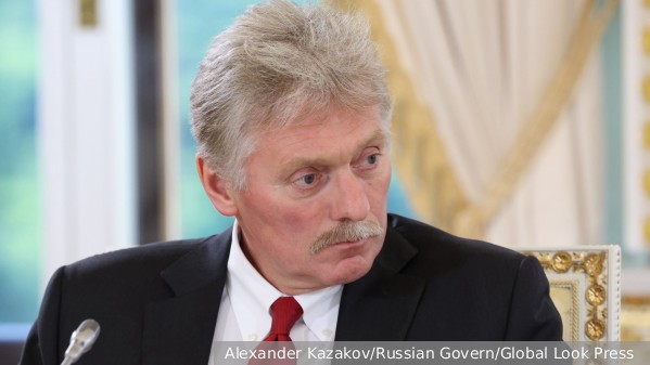 Песков прокомментировал обвинения Евросоюзом России в причастности к протестам