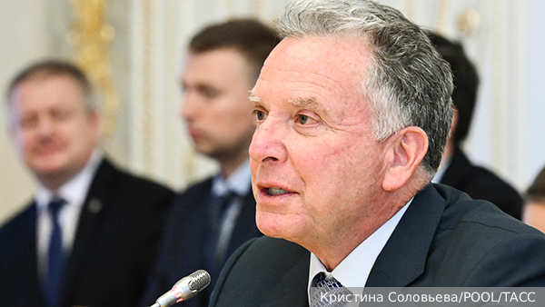 США открыто заявили Украине о деловом сотрудничестве с Россией