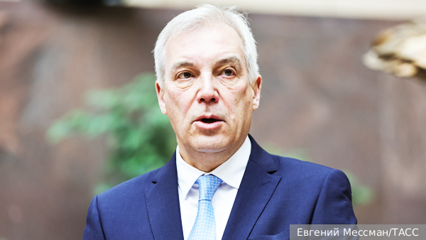 В МИД назвали непринципиальной личность европейского переговорщика по Украине
