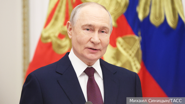 Ушаков: Путин на неделе проведет марафон из 24 международных встреч