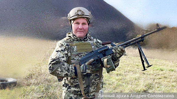 Бывший футболист сборной России Соломатин подписал контракт в зоне СВО