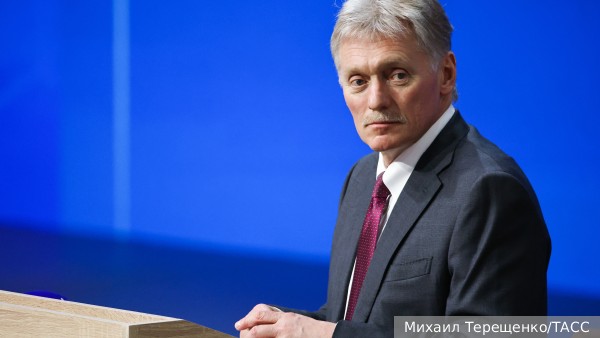 Песков назвал странной массовую атаку дронов на Москву в дни саммита