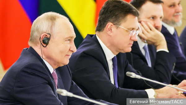 Путин ответил на удивление премьера Того его работоспособностью