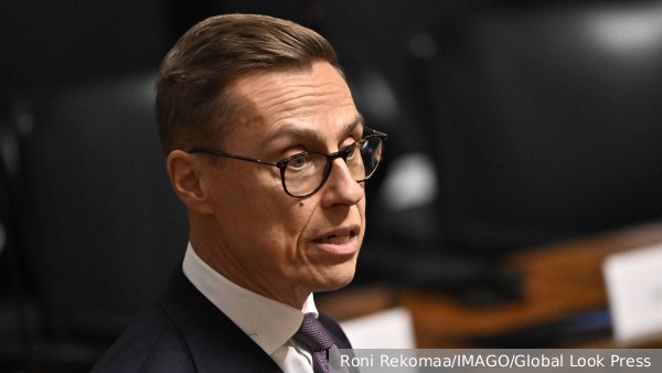 Стубб назвал звонок Путину поворотным моментом