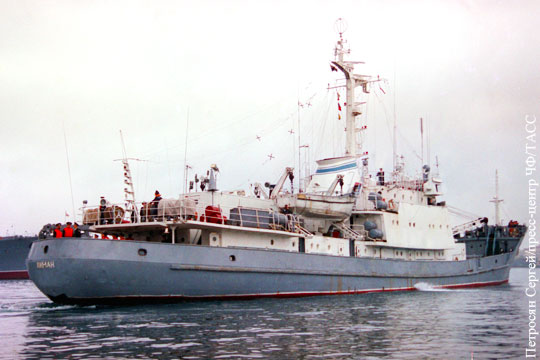 Российский корабль-разведчик превратился в мишень для турецких спецслужб