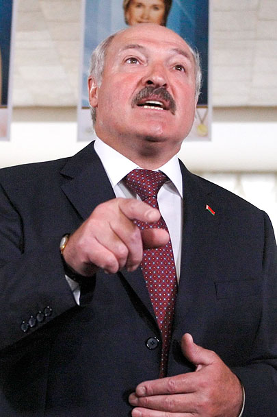 Лукашенко выразил готовность послать на Украину миротворческие войска