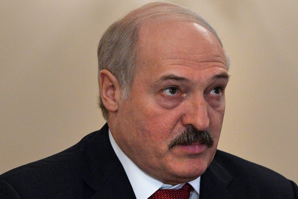Лукашенко: Не Россия сделала нормой уничтожать страну и вешать президента