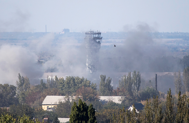 Силовики провели в аэропорту Донецка частичную ротацию
