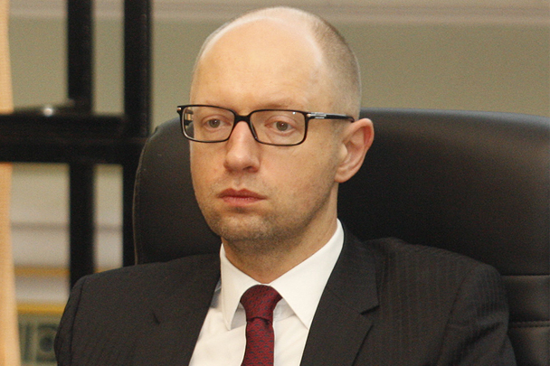 Яценюк: На рассмотрение СНБОУ внесен вопрос о введении антироссийских санкций