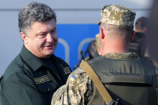 Порошенко заявил, что весной украинские пограничники спасли ему жизнь