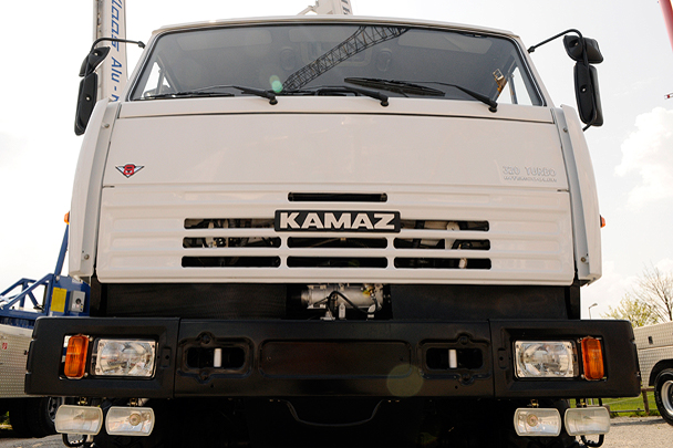 КамАЗ спрогнозировал снижение продаж грузовиков в России в 2014 году на 30%
