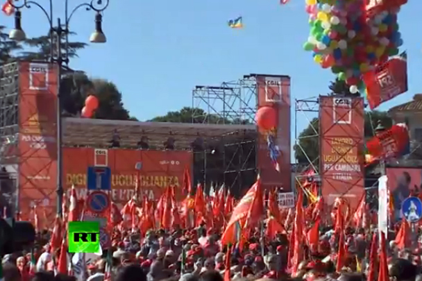 На митинг в Риме против правительственных реформ вышли 1,5 млн человек