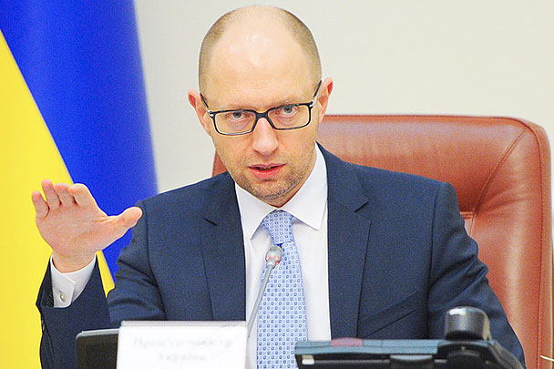 Яценюк напомнил депутатам будущей Рады о последствиях вранья и воровства