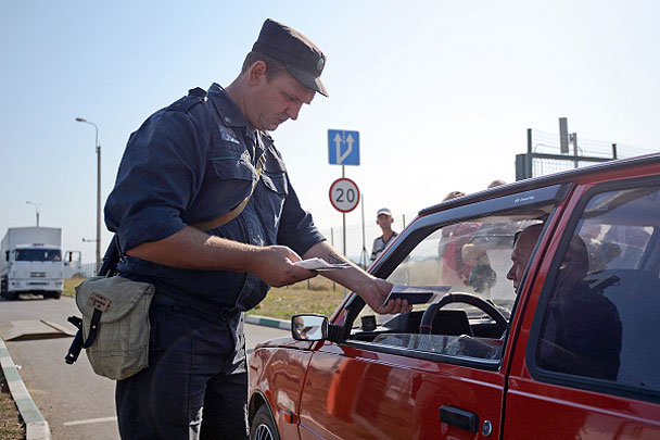 ДНР и ЛНР отказались передавать Киеву контроль за границей с Россией
