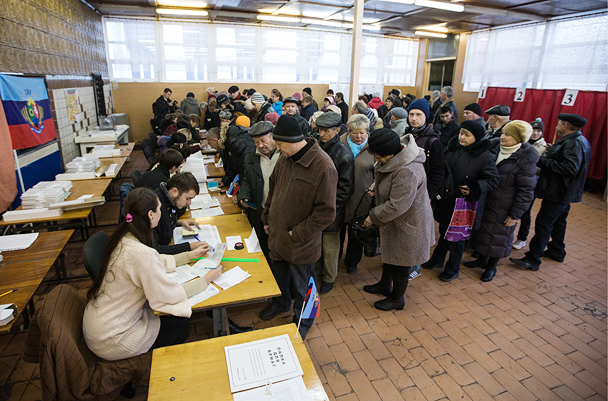 ЦИК ЛНР решил продлить голосование до 22.00 в связи с наплывом избирателей