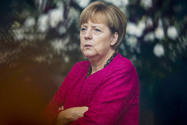Меркель заявила о возможности введения новых точечных санкций из-за выборов в Донбассе
