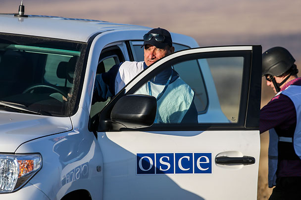 Наблюдатели ОБСЕ заявили о движении техники под Донецком