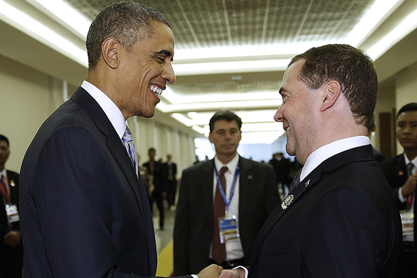 Медведев и Обама пообщались «на ногах»