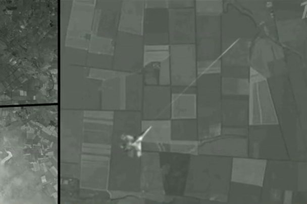Опубликовано спутниковое фото обстрела малайзийского «Боинга» с истребителя