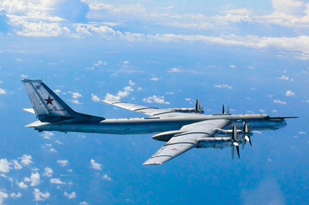 Генсек НАТО: Полеты российских ВВС в международном пространстве угрожают гражданской авиации