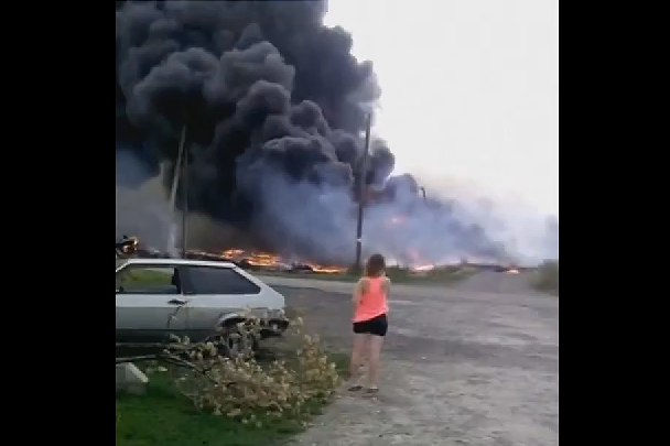 Видео с первыми кадрами после крушения Boeing на Украине появилось в сети