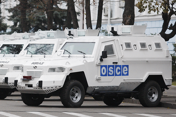 Британия передаст 10 бронемашин миссии ОБСЕ на Украине