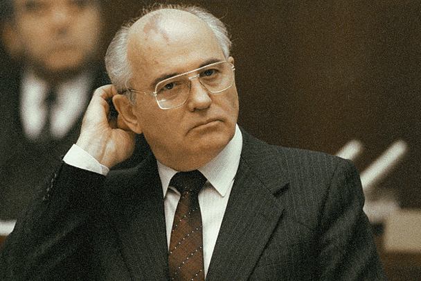 Горбачев назвал верным свое решение о сложении полномочий 23 года назад