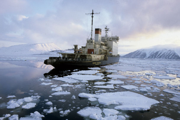 Главком ВМФ: Арктика и Черное море станут приоритетами в новой Морской доктрине России