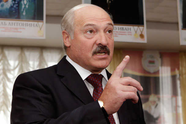 Лукашенко заявил, что может выиграть выборы вопреки всему миру