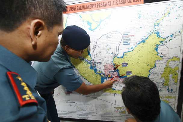 Власти Индонезии подтвердили обнаружение обломков пропавшего Airbus