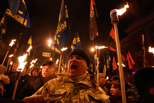 Долгов: Факельные шествия на Украине – демонстрация движения по пути нацистов