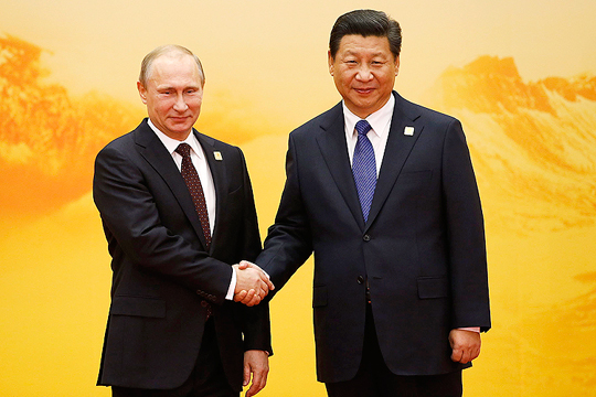 Эксперт: Союз России и Китая похоронит мечту о «тысячелетии гегемонии» США
