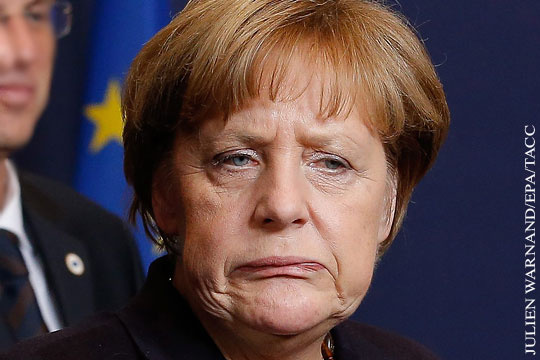 Эксперт указал на затруднительное положение Меркель из-за высказывания Яценюка