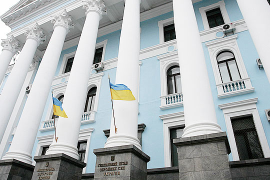 Киев решил обновить редакции военной доктрины и стратегии нацбезопасности