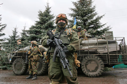 Украина хочет ввести военное положение