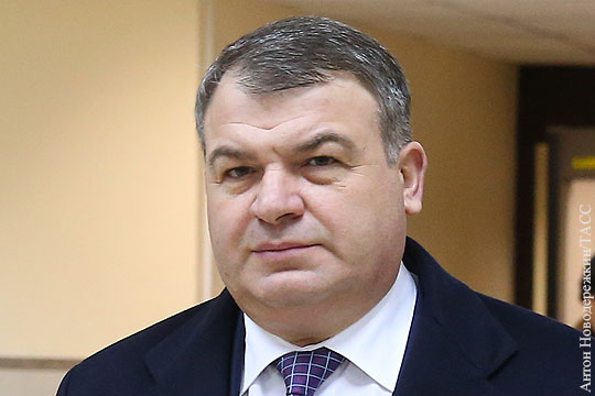 Сердюков рассказал суду о взаимоотношениях с Васильевой
