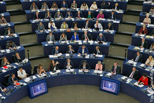 Европарламент призвал принять новые санкции против России