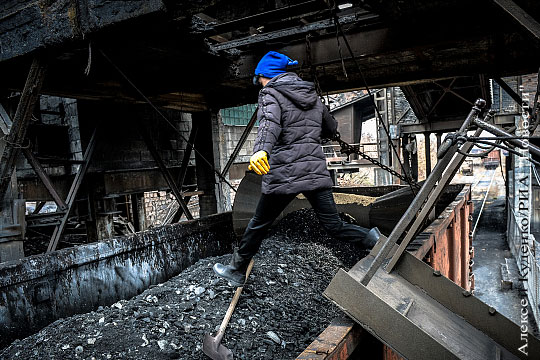 ДНР отправила Украине 300 тонн угля в качестве гуманитарной помощи