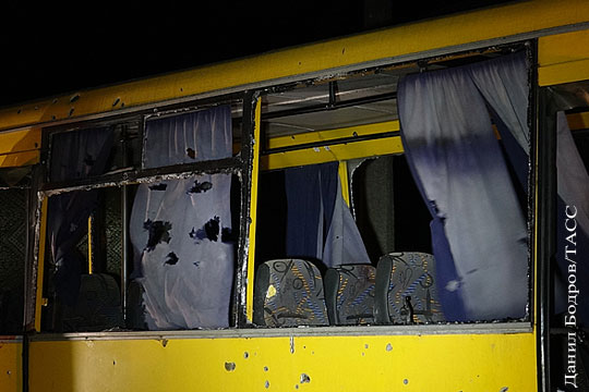 ДНР: Автобус под Волновахой мог быть подорван фугасом