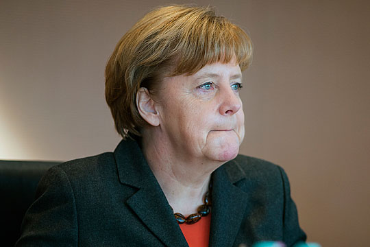 СМИ: Меркель по ошибке назвала антисемитизм немецким гражданским долгом