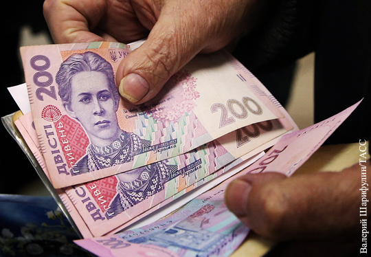 Украинская гривна обновила рекорд падения к доллару