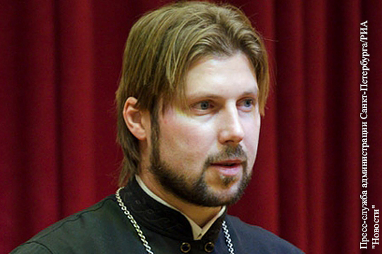 Обвиняемого в педофилии духовника «Зенита» решено экстрадировать в Россию